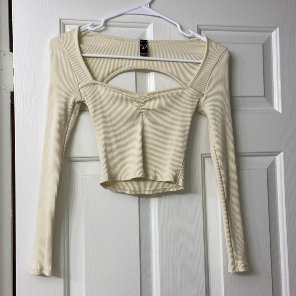 Womens x-small white crop top